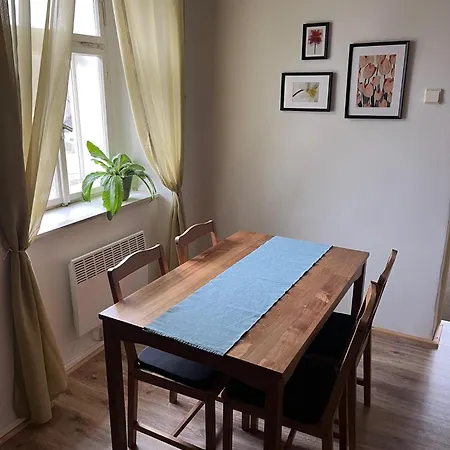 Ekonomy Apartamento